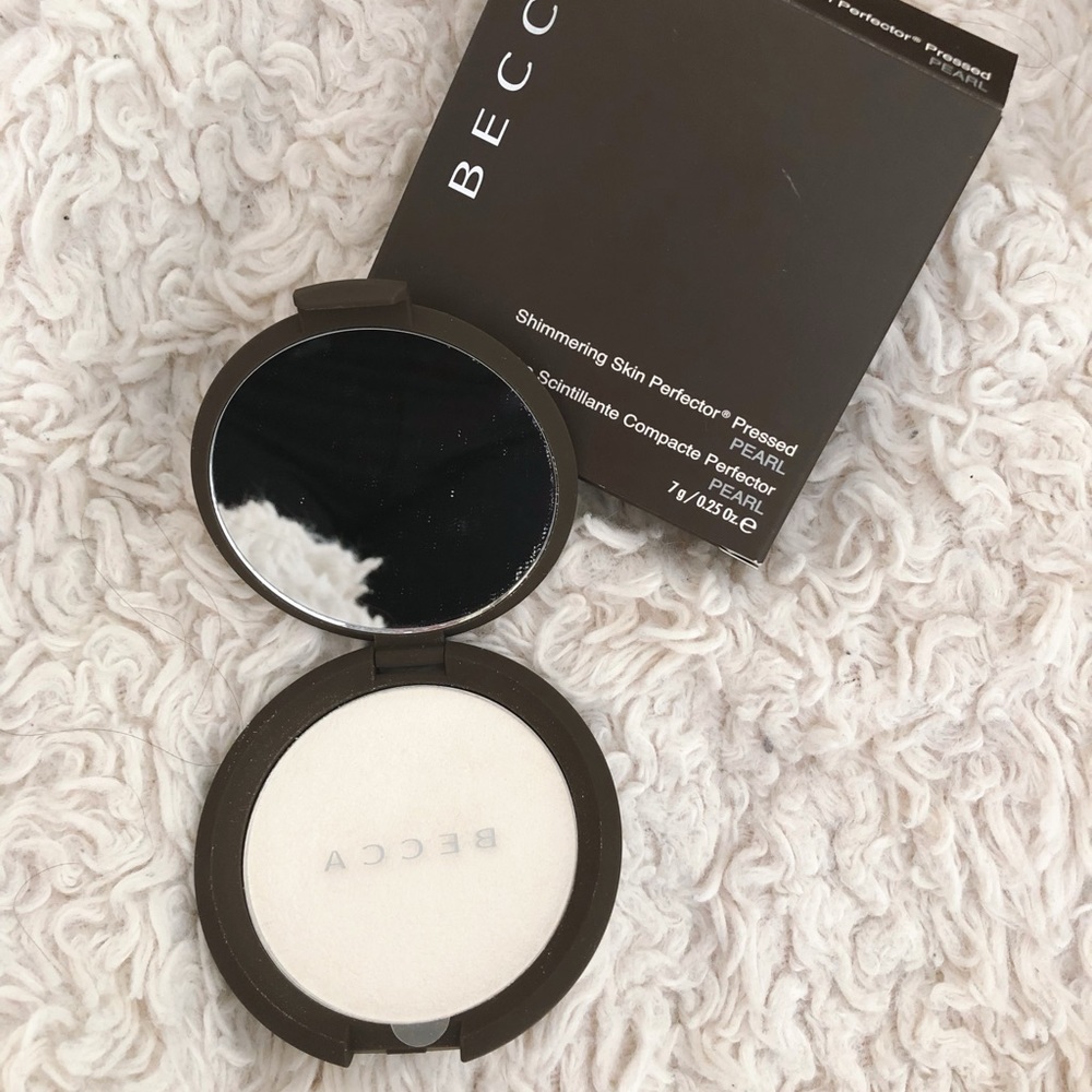 Becca Highlight Pearl (NEW!!)